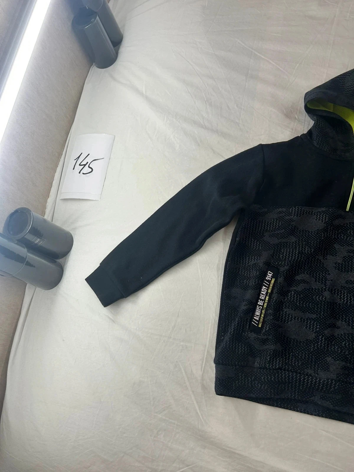 Sudadera con capucha y cremallera negra gémo – photo 3